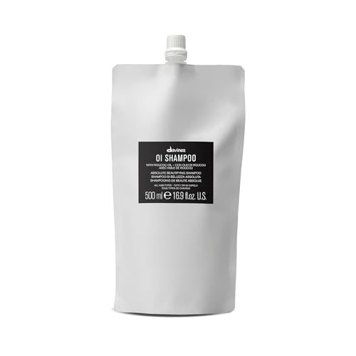 Image 3 of Refill Size for the product Davines OI Shampoo