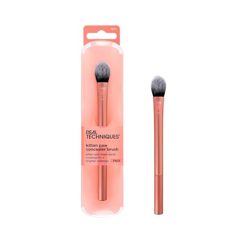 Image 2 of Brightening Concealer & Eye Creams Makeup Brush, 1PC for the product Real Techniques Concealer Brushes