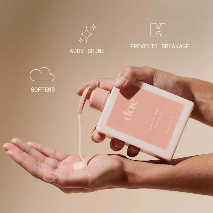 DAE Signature Conditioner - Hydrates & Protects Hair, Calms Frizzy Hair & Locks in Moisture (32 oz)