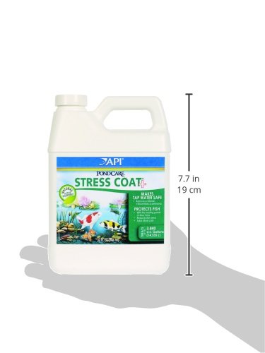 API POND STRESS COAT Pond Water Conditioner 32-Ounce Bottle