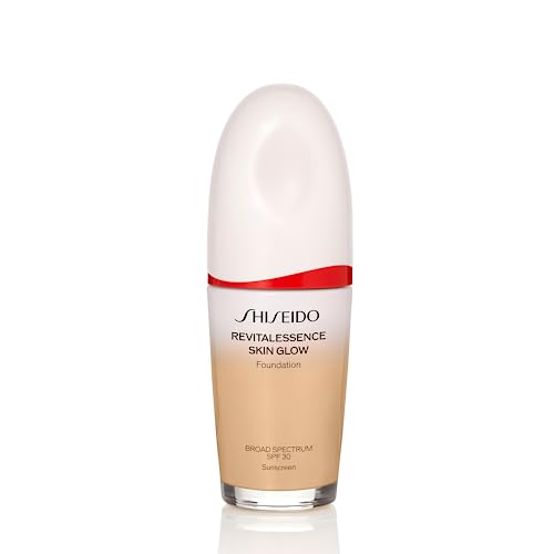 Image 18 of 330 - Bamboo for the product Shiseido RevitalEssence Skin Glow Foundation SPF 30