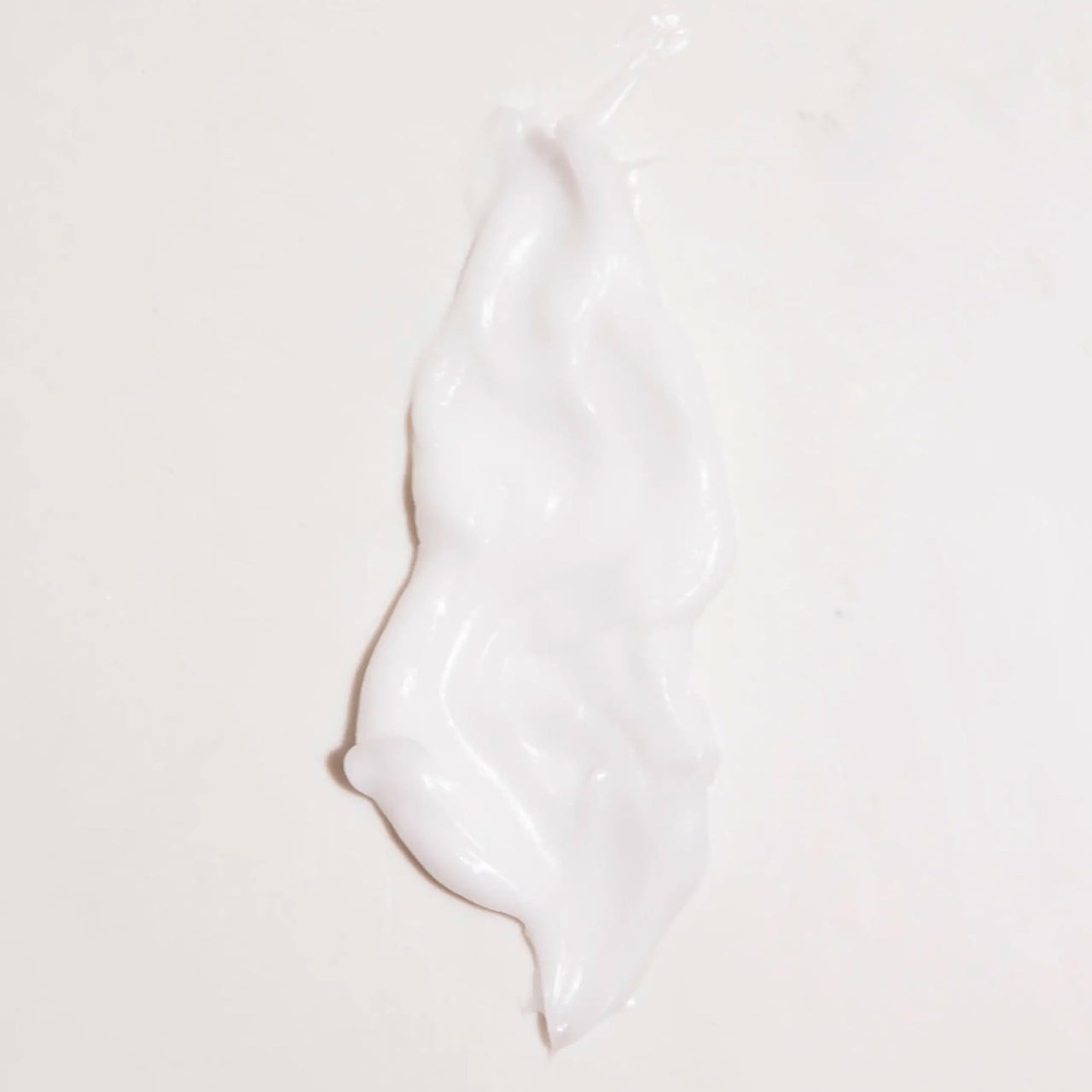 OUAI Curl Cream - Curl Defining Cream for Hydrated, Shiny Curls - Babassu and Coconut Oil, Linseed and Chia Seed Oil - Paraben, Phthalate, Sulfate and Silicone Free Curly Hair Products (8 Oz)