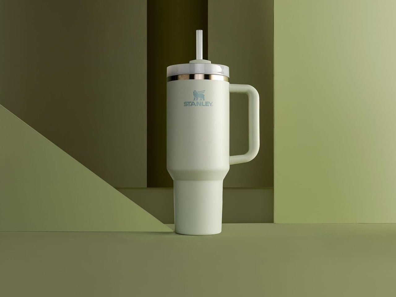 Stanley Quencher H2.0 Tumbler with Handle and Straw 40 oz | Flowstate 3-Position Lid | Cup Holder Compatible for Travel | Insulated Stainless Steel Cup | BPA-Free | Mist
