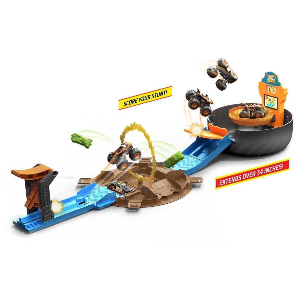 Hot Wheels Monster Trucks Stunt Tire Bundle, Ages 4+