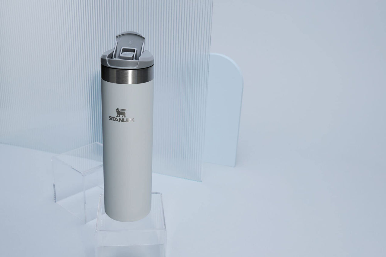 Stanley AeroLight Transit Bottle 20 oz | Locking Drink Through Lid | Leak Resistant Water Bottle or Coffee Travel Mug | Lightweight Insulated Stainless Steel | BPA-Free | Fog Glimmer