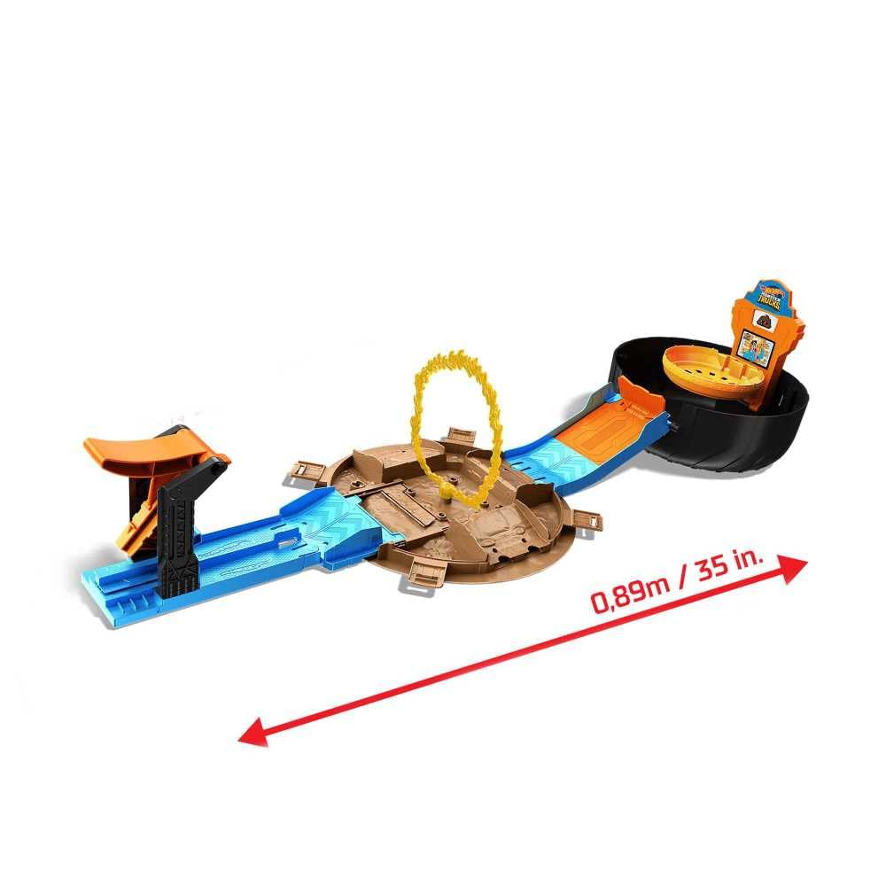 Hot Wheels Monster Trucks Stunt Tire Bundle, Ages 4+