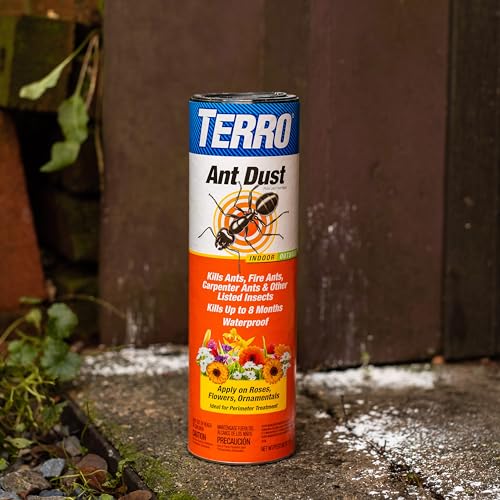 TERRO Ant Dust Powder Killer for Indoors and Outdoors - Kills Ants, Fire Ants, Roaches, Spiders, and Other Insects - T600 - Up to 8 Months Protection - Easy to Use