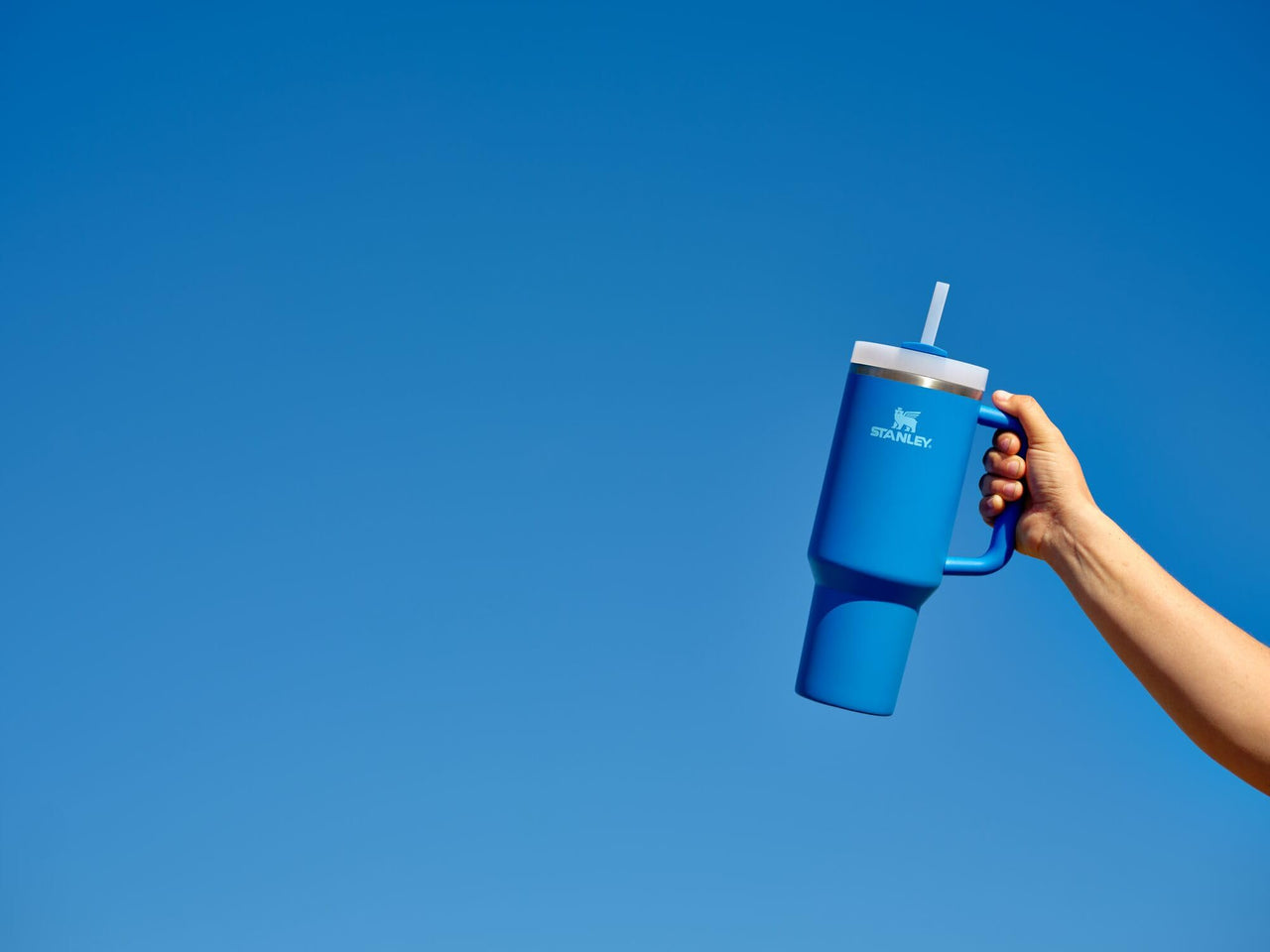 STANLEY Quencher H2.0 Tumbler with Handle and Straw 40 oz | Flowstate 3-Position Lid | Cup Holder Compatible for Travel | Insulated Stainless Steel Cup | BPA-Free | Azure