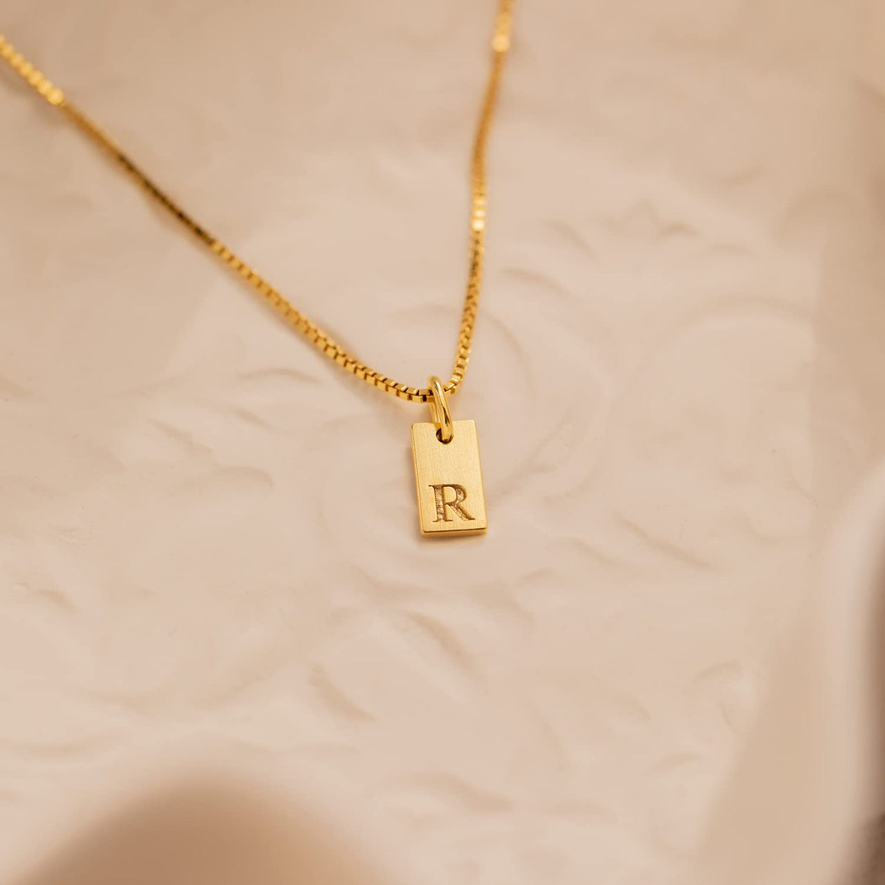 Initial Necklaces for Women 14K Gold Plated Letter Necklace Dainty Name Pendant Necklace Personalized Christmas Gifts for Women Trendy Gold Jewelry