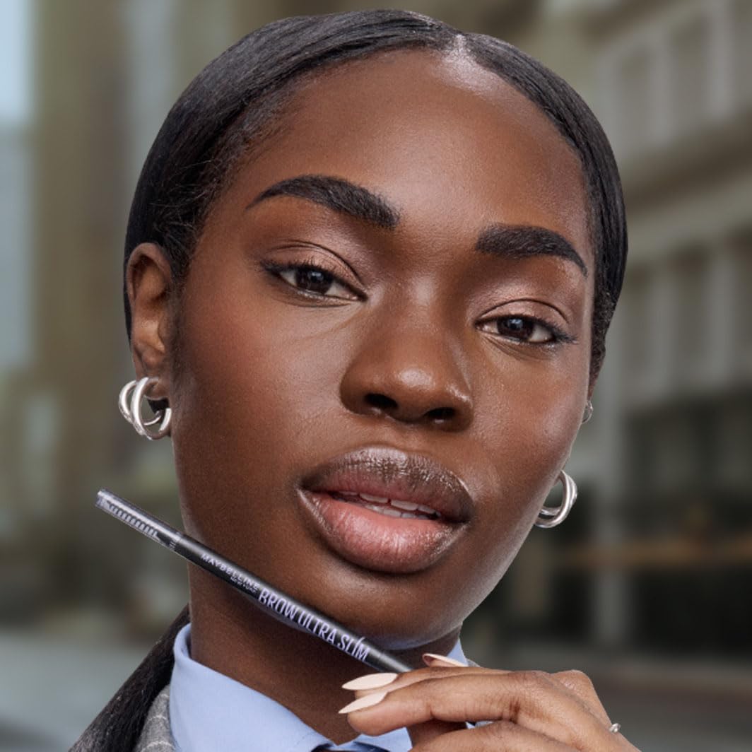 Maybelline Express Brow Ultra Slim Eyebrow Makeup, Brow Pencil with Precision Tip and Spoolie for Defined Eyebrows, Ash Brown (Packaging May Vary)