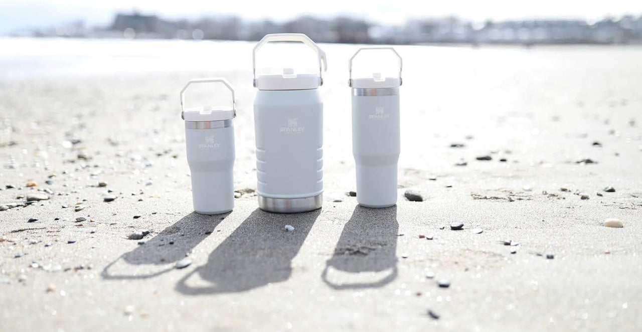 Stanley IceFlow Flip Straw Jug with Handle 40 oz| Twist On Lid and Flip Up Straw | Leak Resistant for Travel and Sports | Insulated Stainless Steel | BPA-Free | Fog