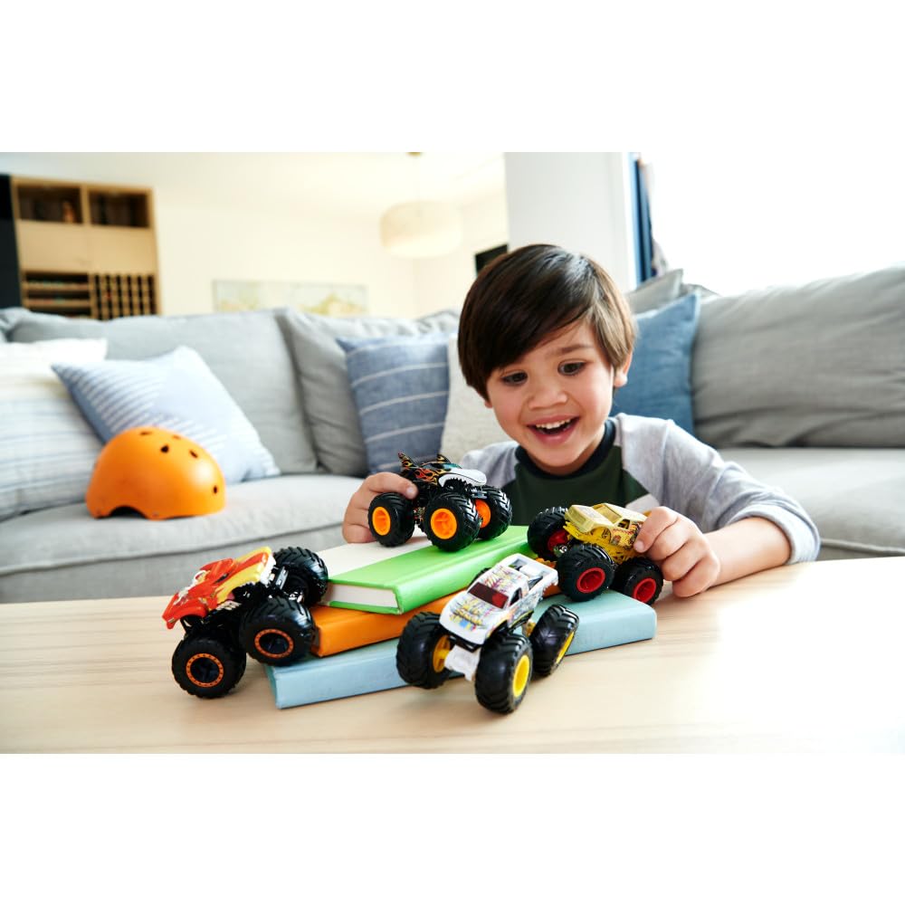 Hot Wheels Monster Trucks 4-Pack, Set of 4 1:64 Scale Toy Vehicles with Giant Wheels (Styles May Vary)