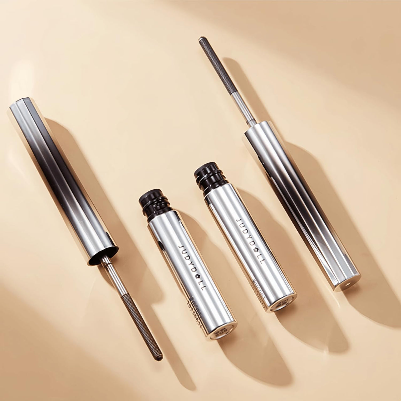 Zexten Judy Doll Mascara，Judy Metal Rod Mascara，Judy Doll 3D Strong Curling Iron Mascara, Bristleless Mascara，Judy doll Metal Mascara Smudge-Proof ，Waterproof, Flake Proof, Long Lasting, Black