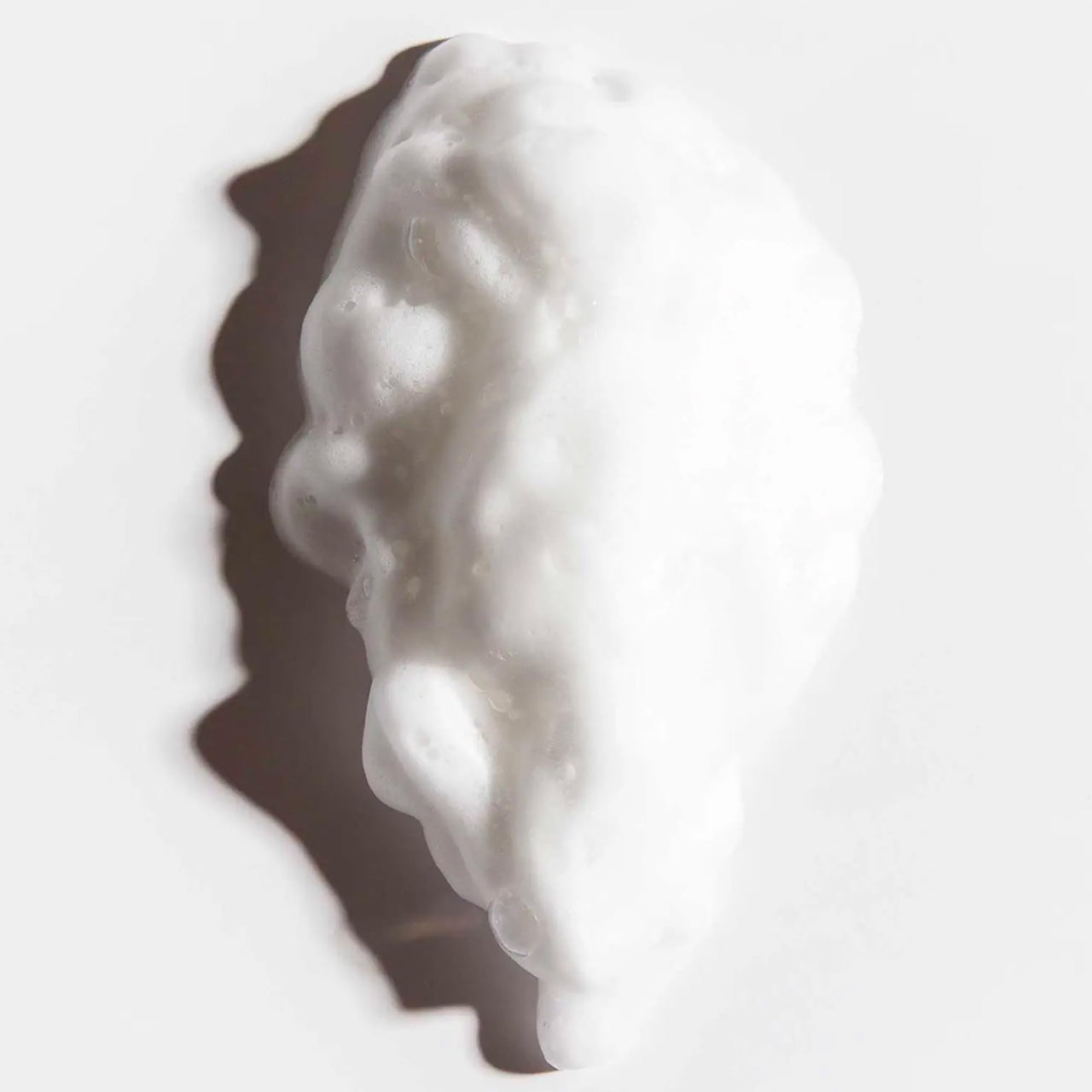 OUAI Air Dry Foam - Hair Mousse for Curly Hair & Beach Waves - Conditioning & Detangling With Kale and Carrot Extract - Paraben, Phthalate and Sulfate Free Curly Hair Products (4 Oz)