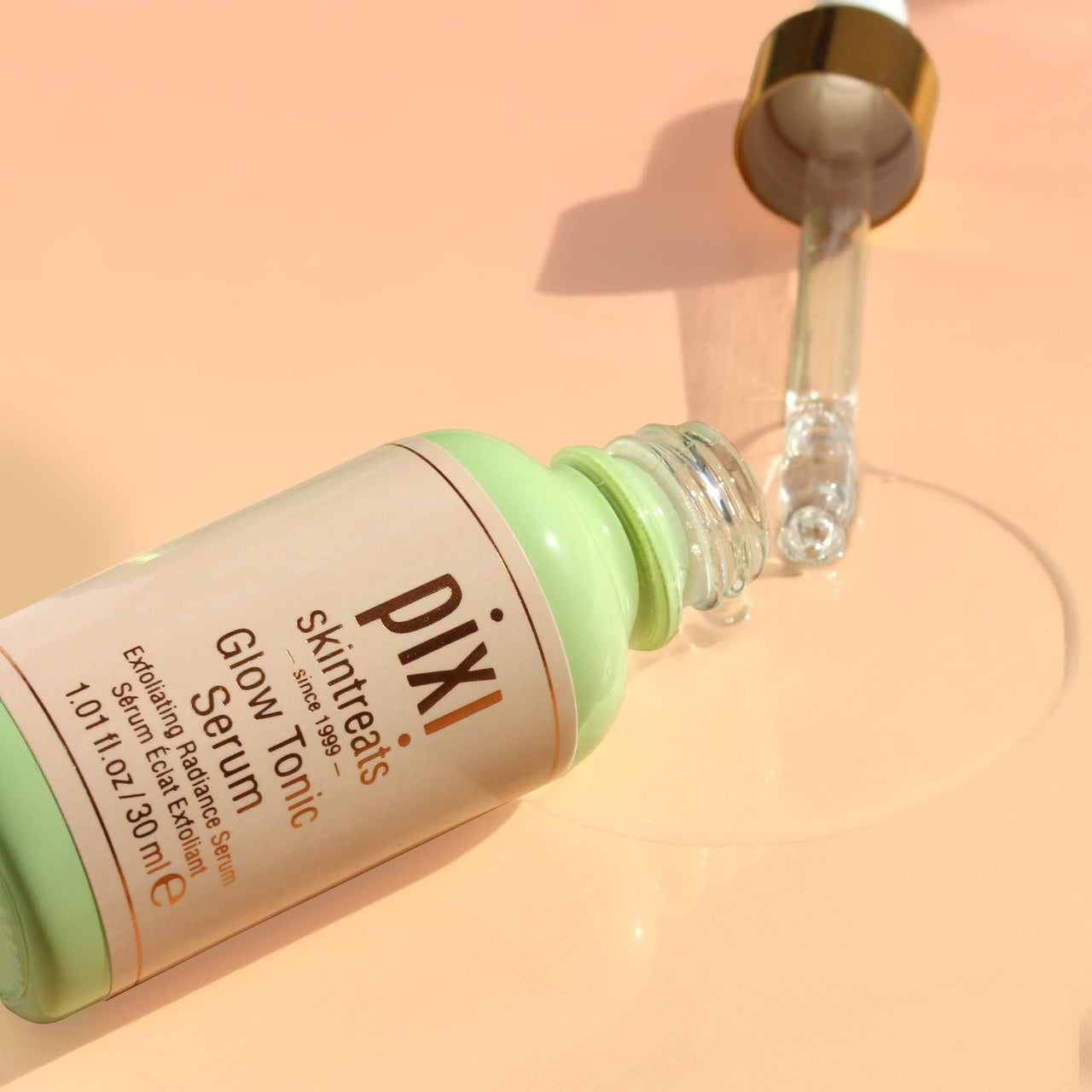 Pixi Beauty Glow Tonic Serum | Lightweight Facial Serum | Exfoliating Glycolic Acid Purifies Skin And Enhances Your Natural Glow | 30 ml / 1.01 fl oz