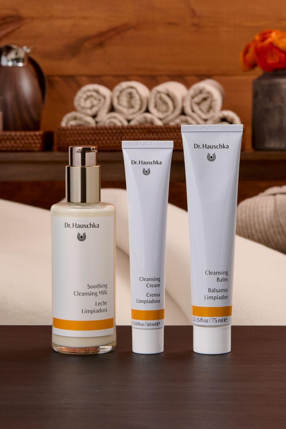Dr. Hauschka Soothing Cleansing Milk, Sensitive Skin pH Balanced Facial Cleanser & Make Up Remover for all skin types, Certified Natural, 4.9 Fl Oz