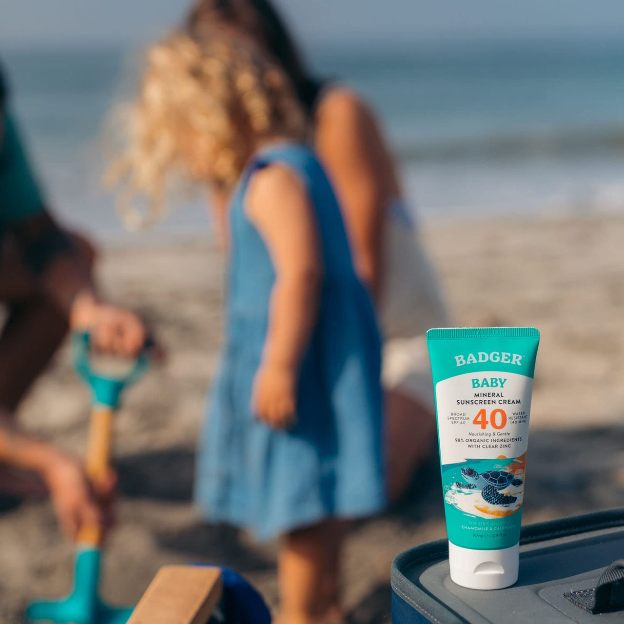 Badger Mineral Baby Sunscreen Cream SPF 40, 98% Organic Toddler Sunscreen with Zinc Oxide, Broad Spectrum, Reef Safe, Water Resistant, Pediatrician Tested Baby Sunblock for Sensitive Skin, 2.9 fl oz
