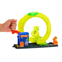 Thumbnail for Hot Wheels Snake Spiral Attack Track Set & 1:64 Scale Vehicle
