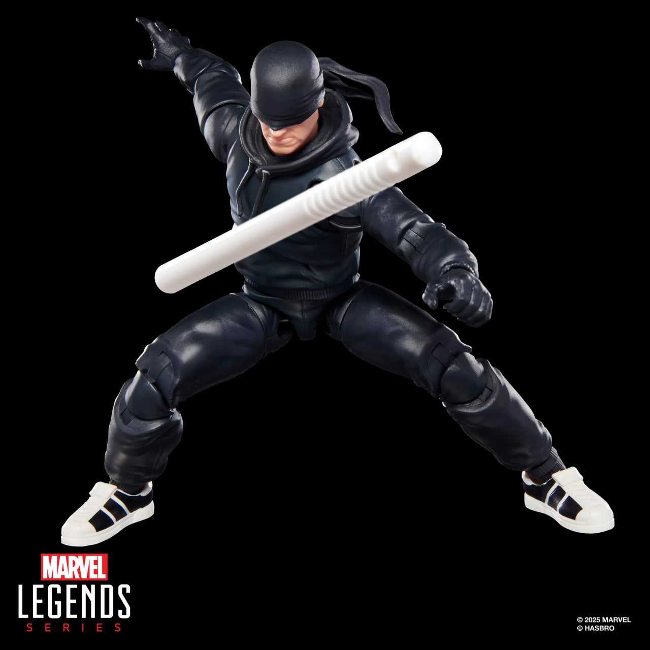 Marvel Legends Series Daredevil, The Man Without Fear Comics-Inspired Collectible 6-Inch Scale Action Figure with Character-Sized Comic Accessory