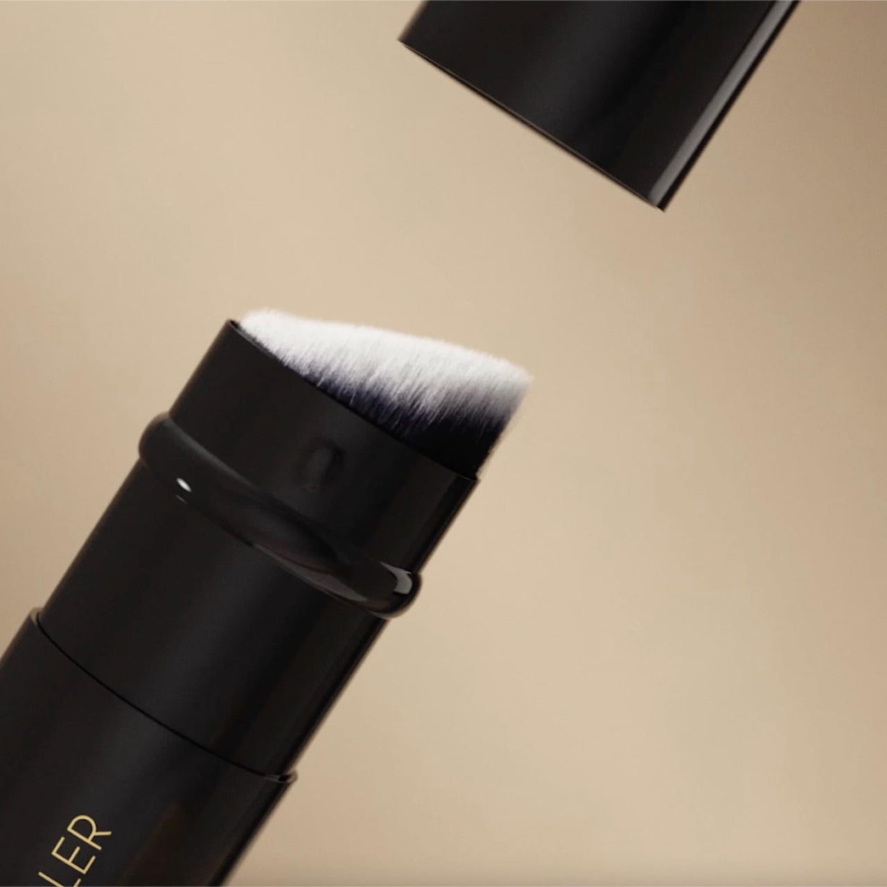 LAURA GELLER NEW YORK Cult Classics Full Face Kit: Porcelain