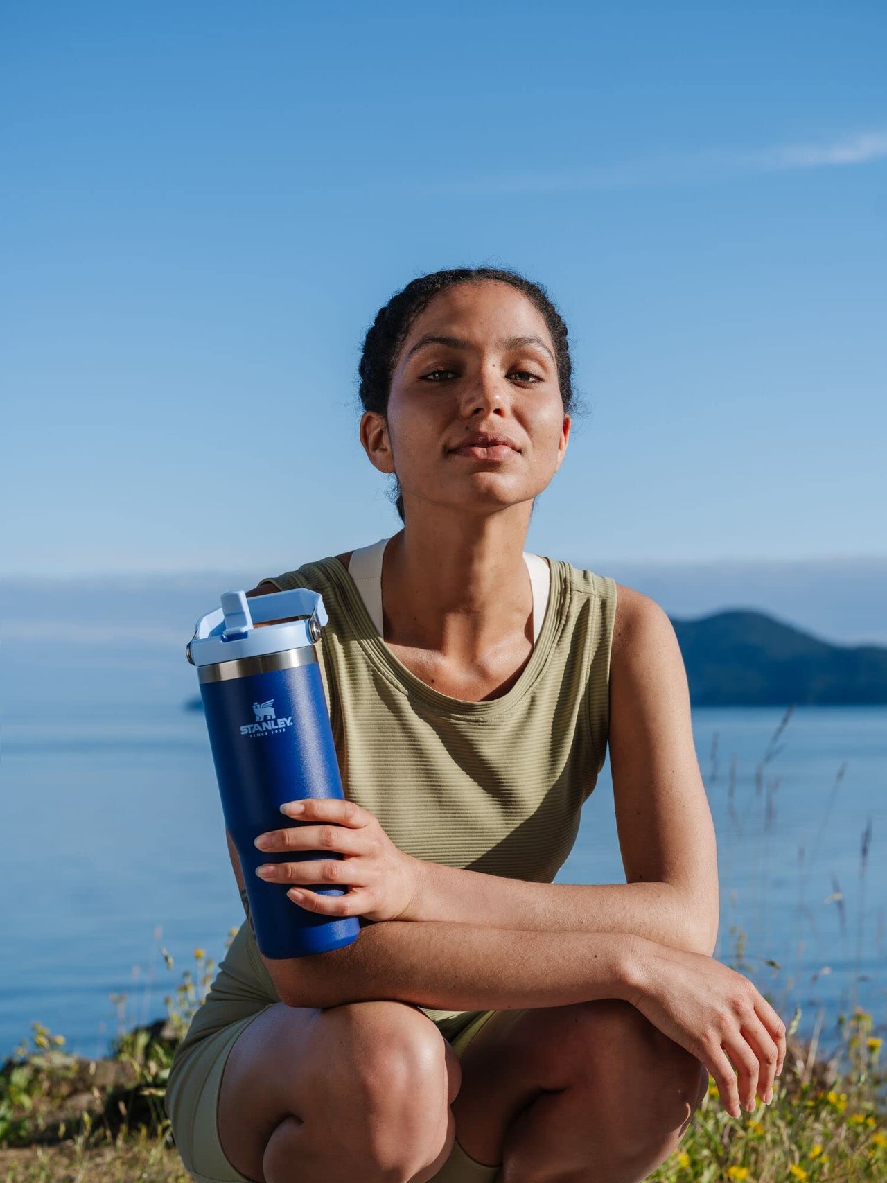 STANLEY IceFlow Stainless Steel Tumbler - Vacuum Insulated Water Bottle for Home, Office or Car Reusable Cup with Straw Leak Resistant Flip Cold for 12 Hours or Iced for 2 Days, Lapis, 30OZ