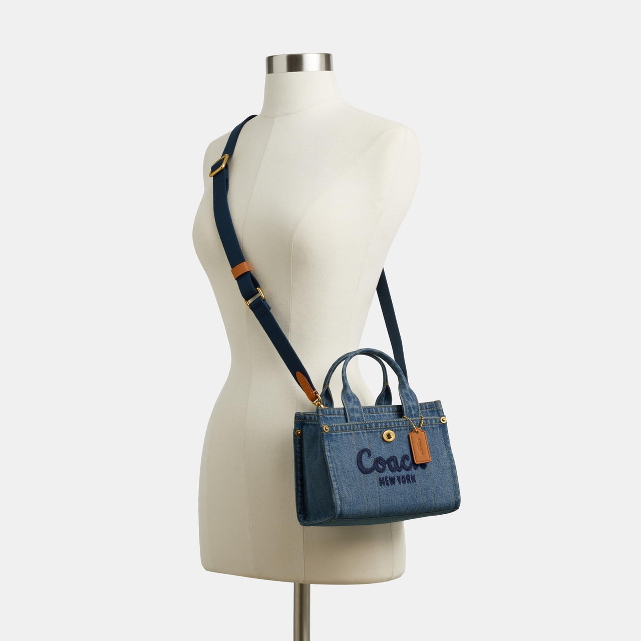 COACH Womens Cargo Tote Bag 20, Indigo, OS