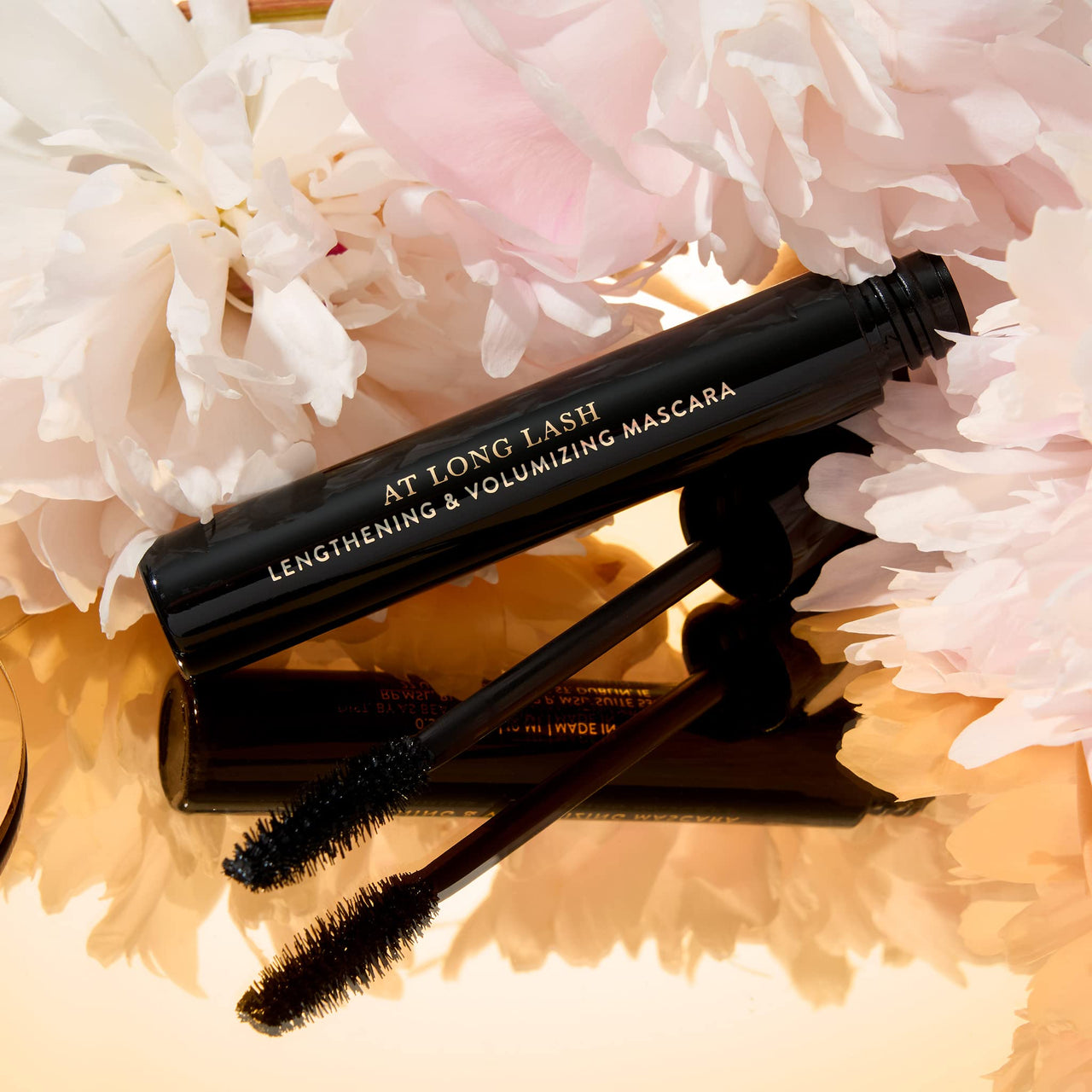 LAURA GELLER At Long Lash Mascara for Volume and Length