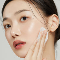 Thumbnail for Medicube Zero Pore Pads 2.0, Dual-Textured Facial Toner Pads for Exfoliation and Pore Care with 4.5% AHA Lactic Acid & 0.45% BHA Salicylic Acid, Ideal for All Skin Types, Korean Skin Care (70 Pads)
