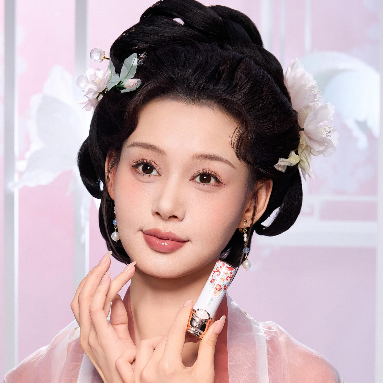 Flower Knows Butterfly Cloud Collar Glossy Lipstick,Hydrating Solid Lip Gloss,Moisturizing Red Tinted Lip Balm,Long Lasting Lip Gloss in Balm for Girls&Women,(C07 Red Bean)