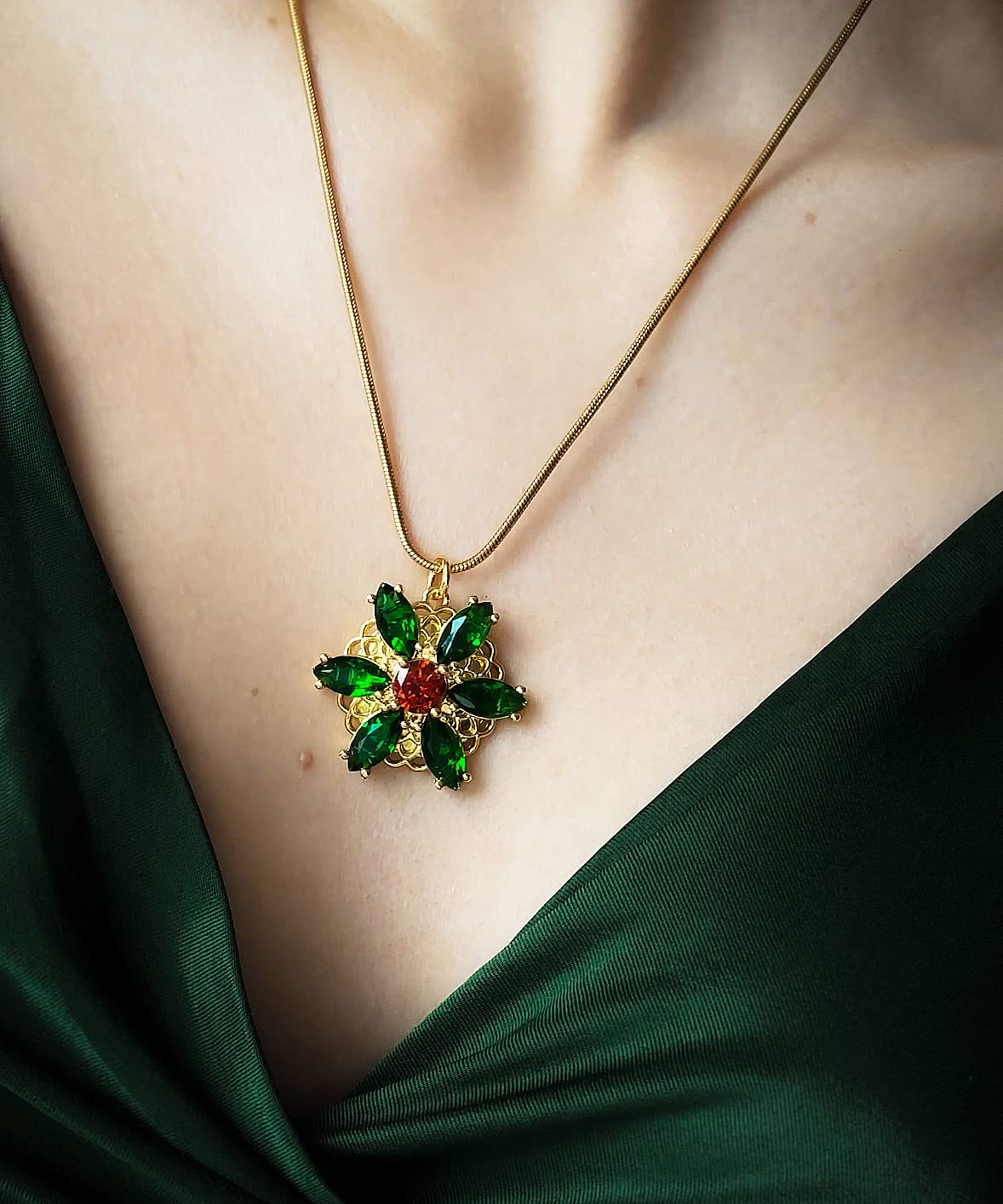 Confede Anastasia Necklace-Lost Princess Inspired Together In Paris Emerald Stone Flower Necklace for Women, Green