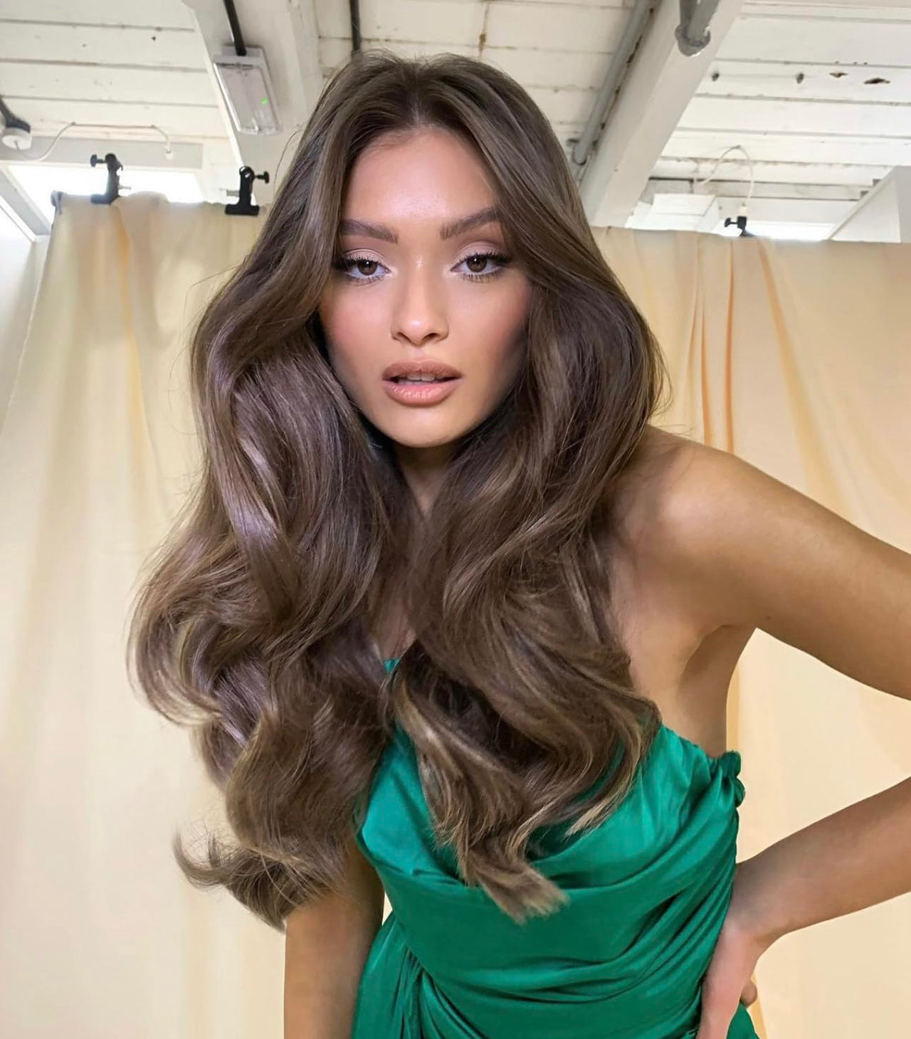 COLOR WOW STYLE ON STEROIDS Texturizing Spray â€“ Achieve Instant Sexy Volume and Texture, Non-Sticky & Moisturizing
