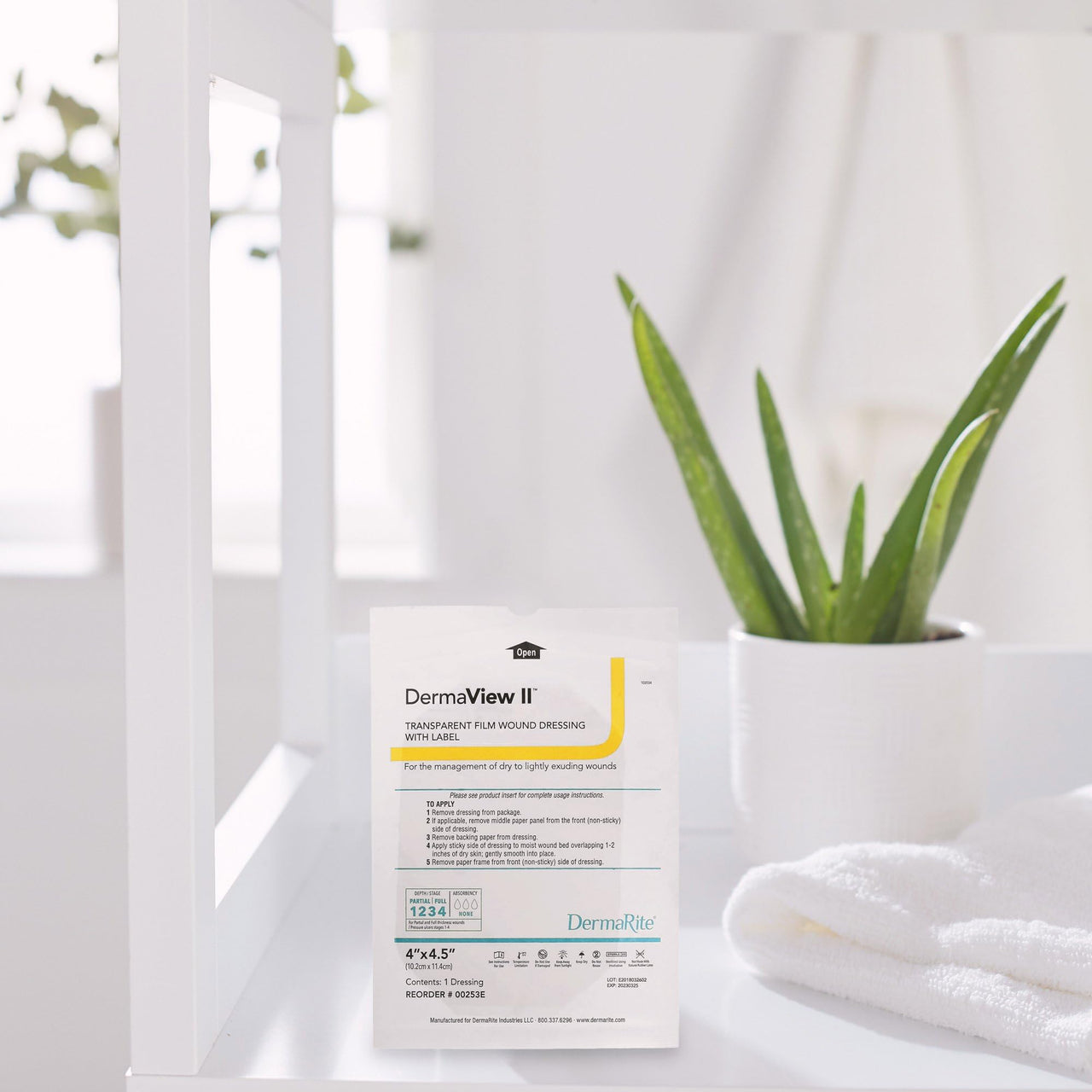 DermaRite's DermaView II Transparent Film Dressing with Border - Frame Style Delivery, Sterile, Individually Wrapped, 4 in. x 4-1/2 in., 1 Count, 50 Packs, 50 Total