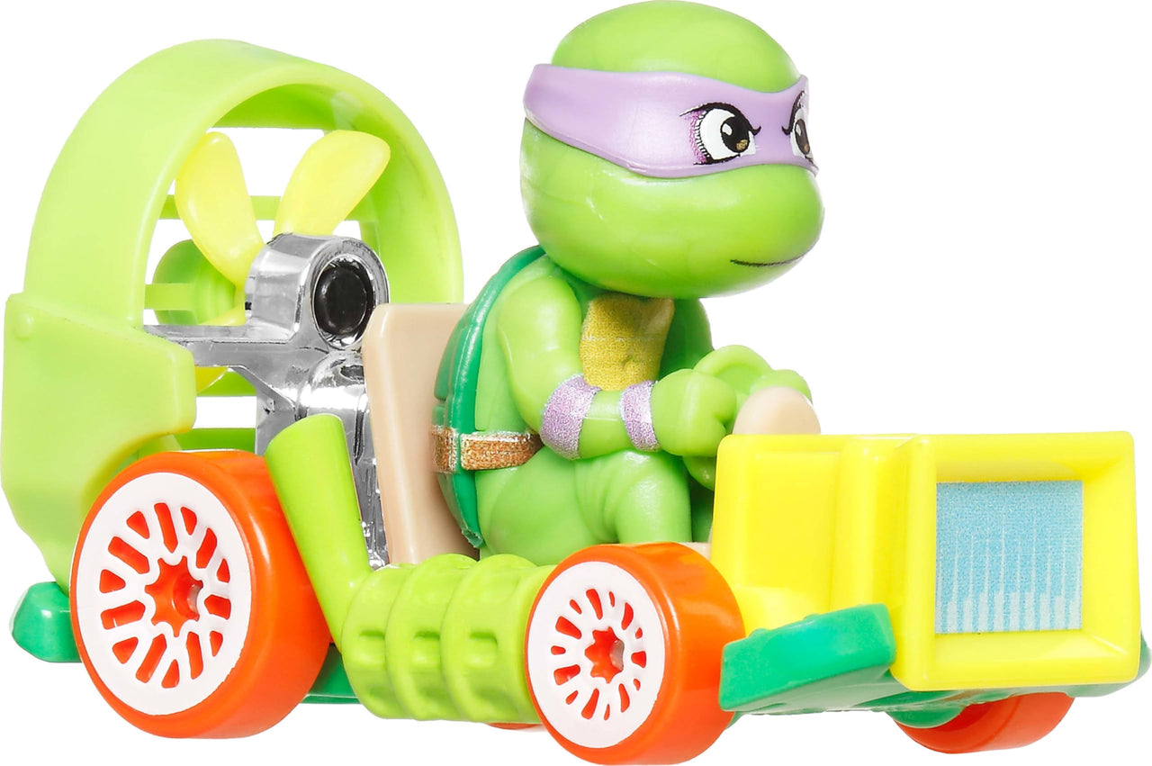 Hot Wheels RacerVerse, Set of 4 Die-Cars 1:64 Scale Toy Cars Optimized for Driving on Tracks with Pop Culture Characters as Drivers