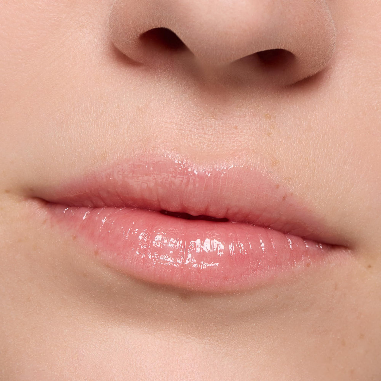 essence | The Super Peptide Glossy Lip Treatment | Hydrating, Nourishing and Non-Sticky | Vegan, Gluten Free and Cruelty Free (01 | Peptacular!)
