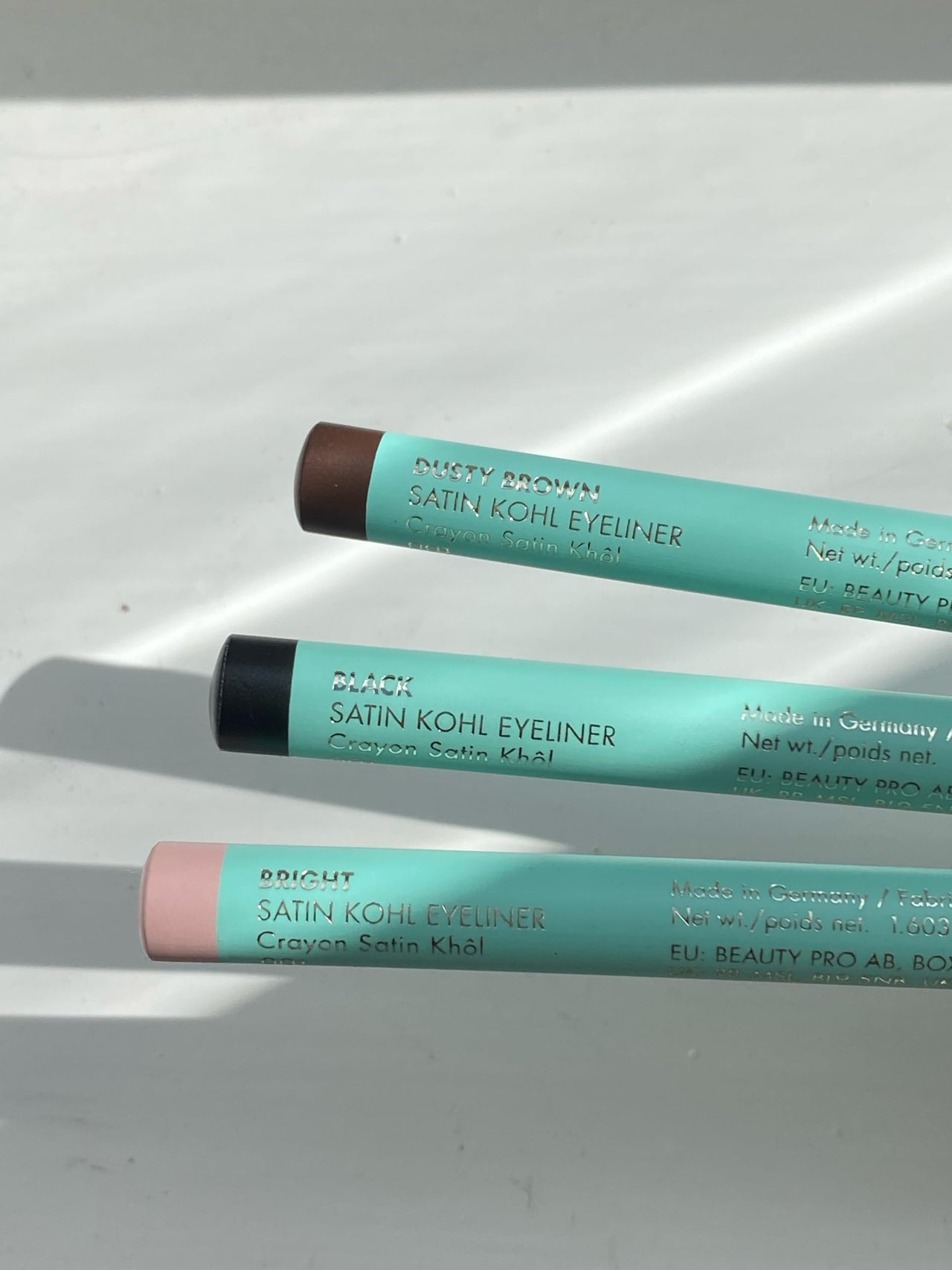 Sweed - Satin Eye Pencil | Long-Wearing, Smudge-Proof, Smooth, Creamy | Vegan, Cruelty-Free, Clean Beauty (Black)