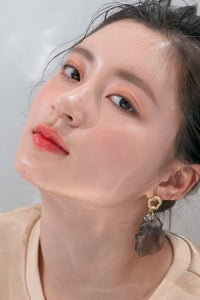 Thumbnail for [rom&nd] Glasting Water Gloss 2 colors | Syrupy Glossy Finish| Long-lasting| moisturizing| Highlighting| Natural Gloss for Daily Use|K-beauty | 4.5g/0.16oz No. 01 SANHO CRUSH