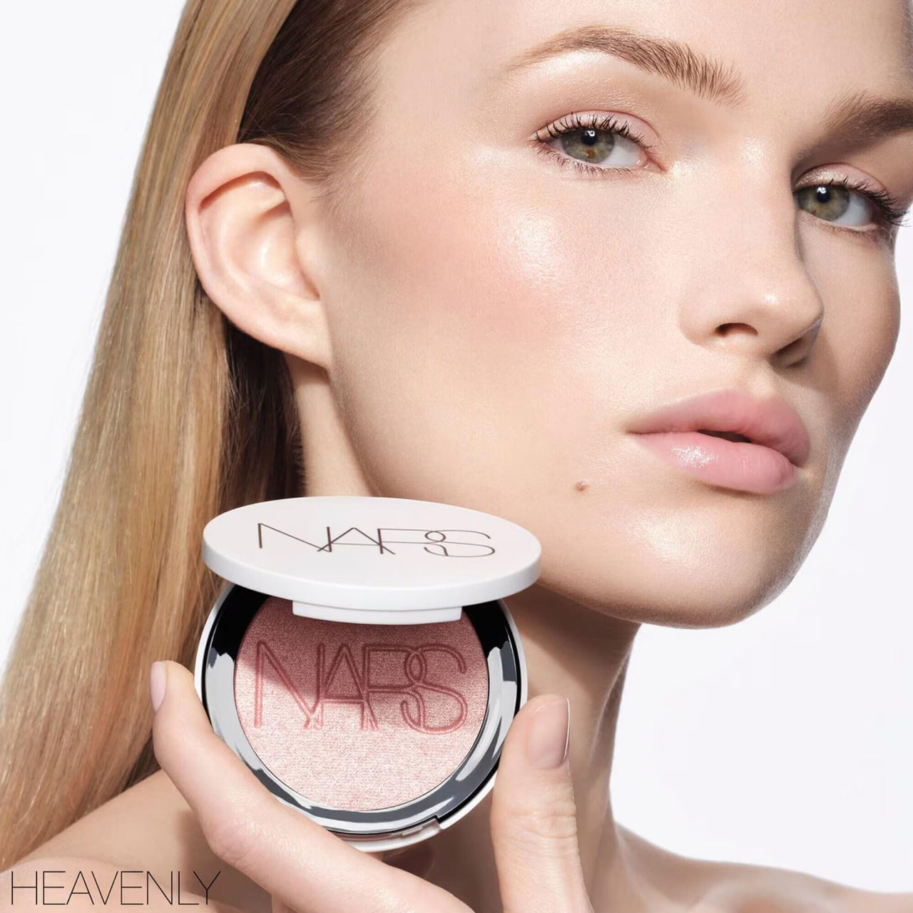 NARS Light Reflecting Luminizing Powder 0.21 oz, Refillable (EROS (Pearlescent Ivory))