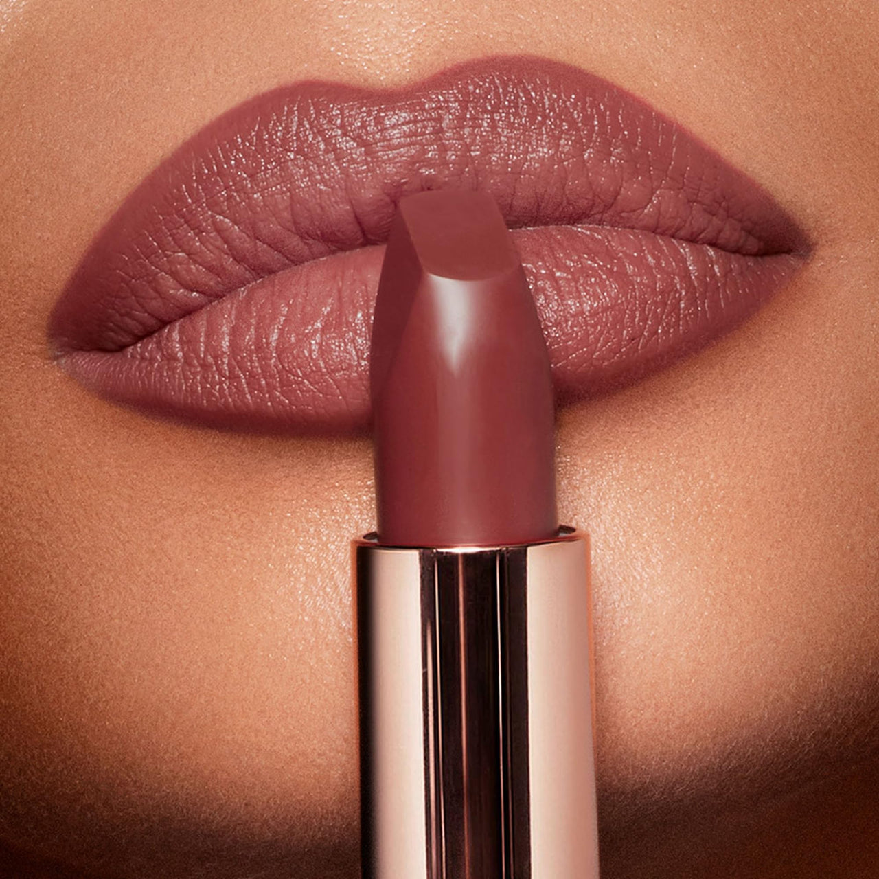 Charlotte Tilbury Matte Revolution Lipstick - Long Lasting, Matte Lipstick with Buildable Color & Lip-Loving Ingredients - Creamy, Easy to Blend Formula