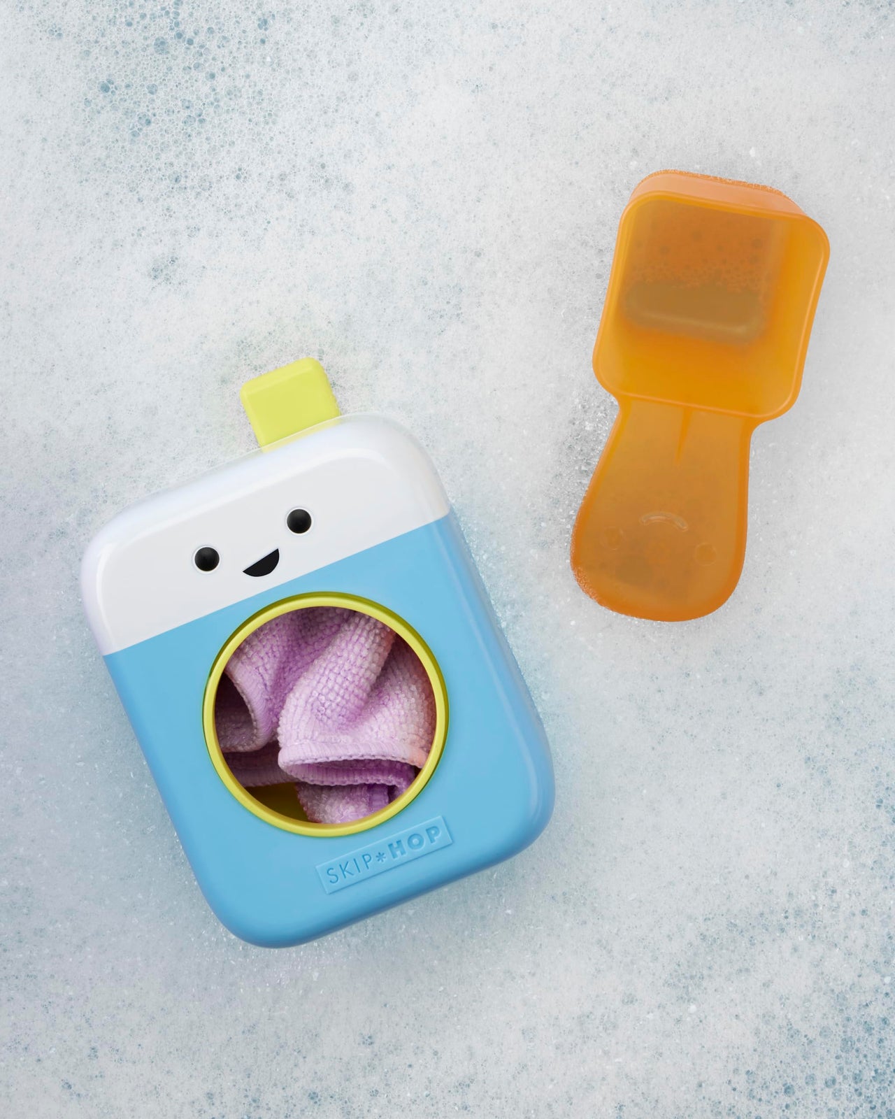 Image 5 of Skip Hop Baby Bath Toy Fresh & Clean Spin Cycle 4-Piece Laundry Pretend Play Set and Bathtub Sensory Development Toy Age 12m+