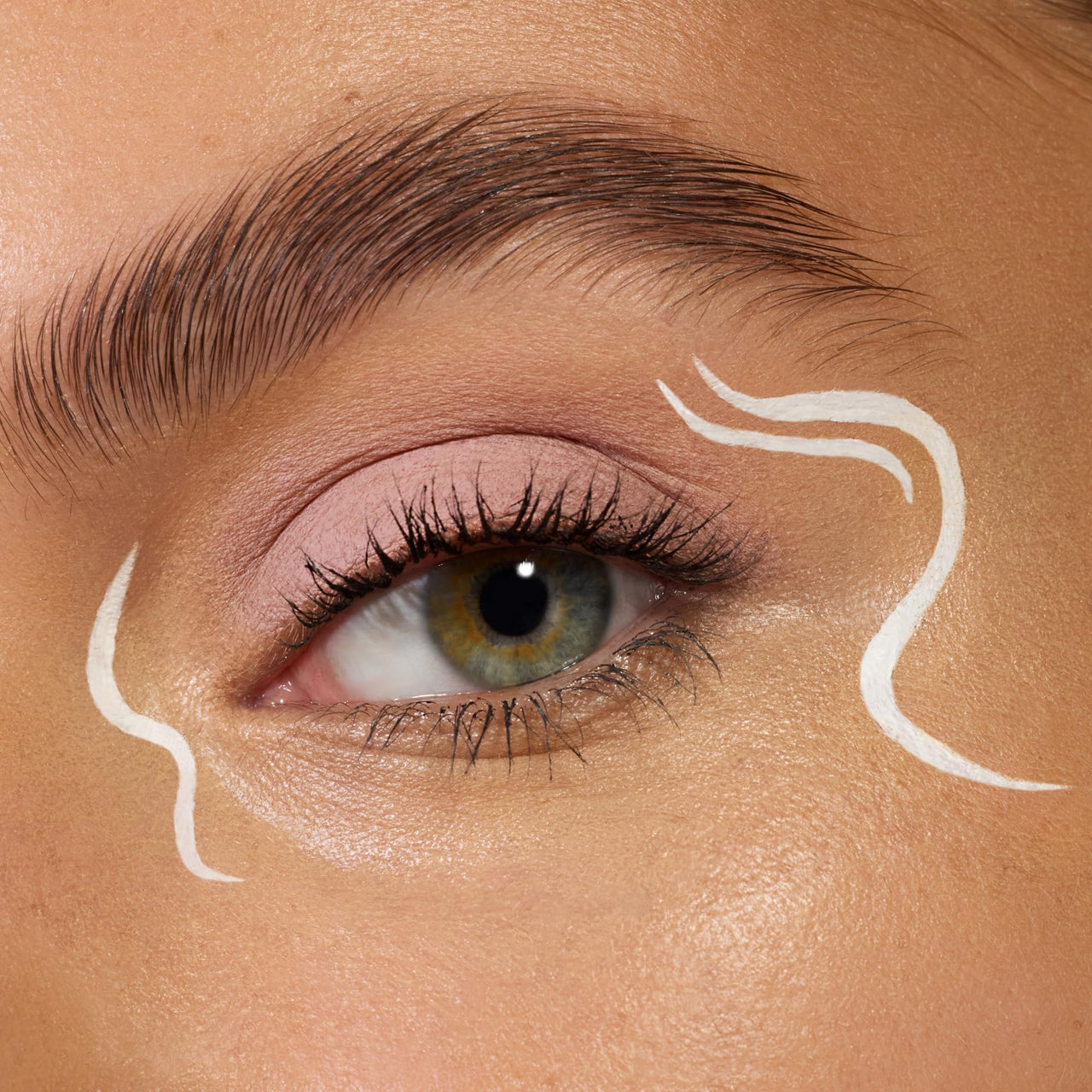 essence | Lash Princess Liner White | Smudge Proof, Matte Eyeliner with Ultra-Fine Brush Tip | Vegan & Cruelty Free