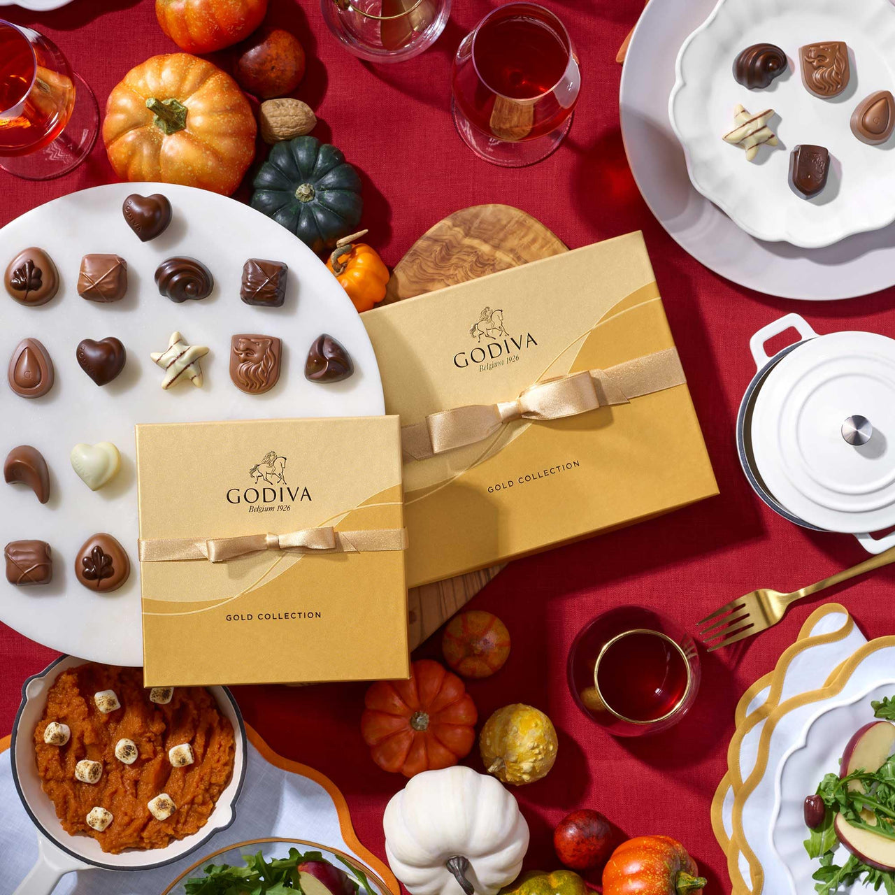 Godiva Milk Chocolate Gift Box- Praline in Milk Chocolate, Assorted Chocolate Candy Gift Basket for Congratulations, Birthday and Anniversary, Gold Ribbon, 18-Piece