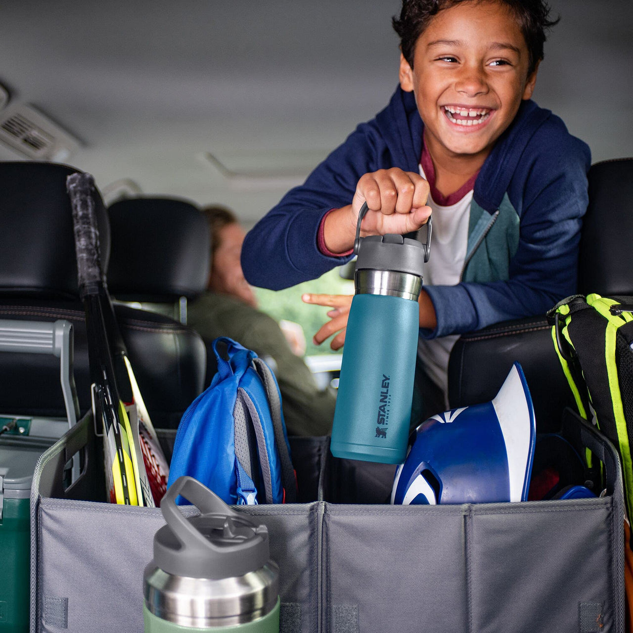 Stanley IceFlow Flip Straw Water Bottle 22 oz | Built-In Straw for Travel and Sports | Lightweight and Leak Resistant | Insulated Stainless Steel | BPA-Free | Lagoon