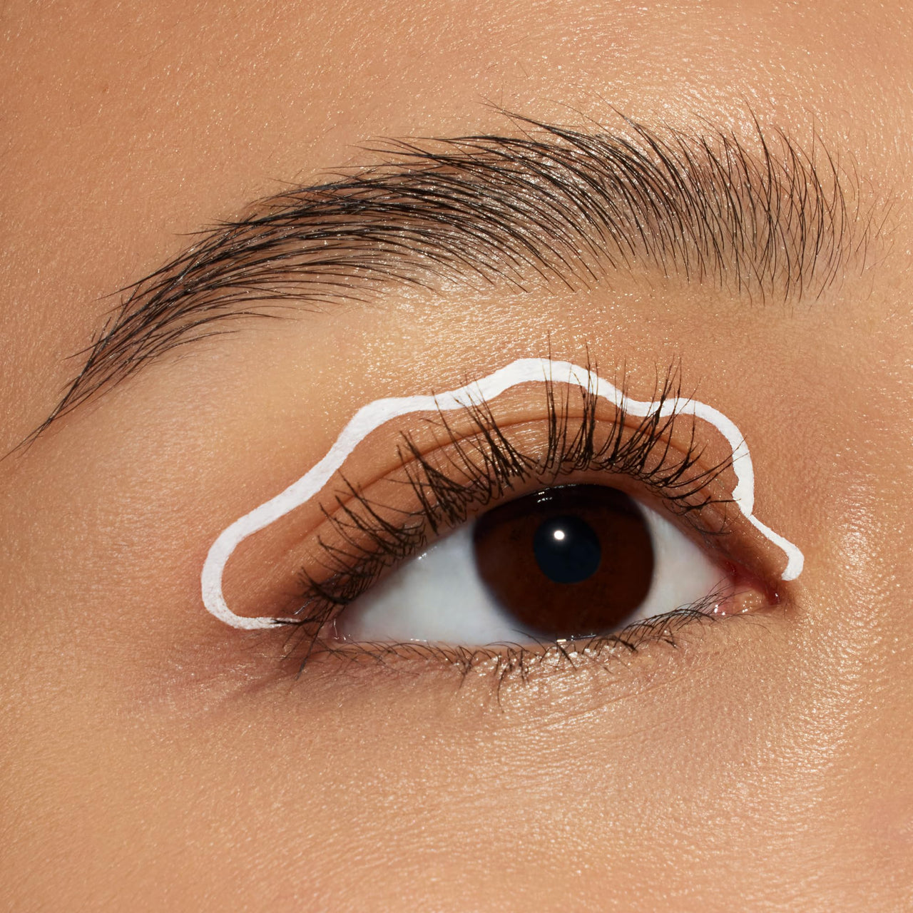 essence | Lash Princess Liner White | Smudge Proof, Matte Eyeliner with Ultra-Fine Brush Tip | Vegan & Cruelty Free