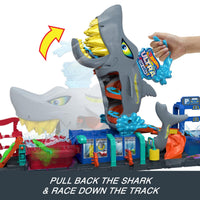 Thumbnail for Hot Wheels City Ultra Shark Car Wash & Color Reveal Toy Vehicle