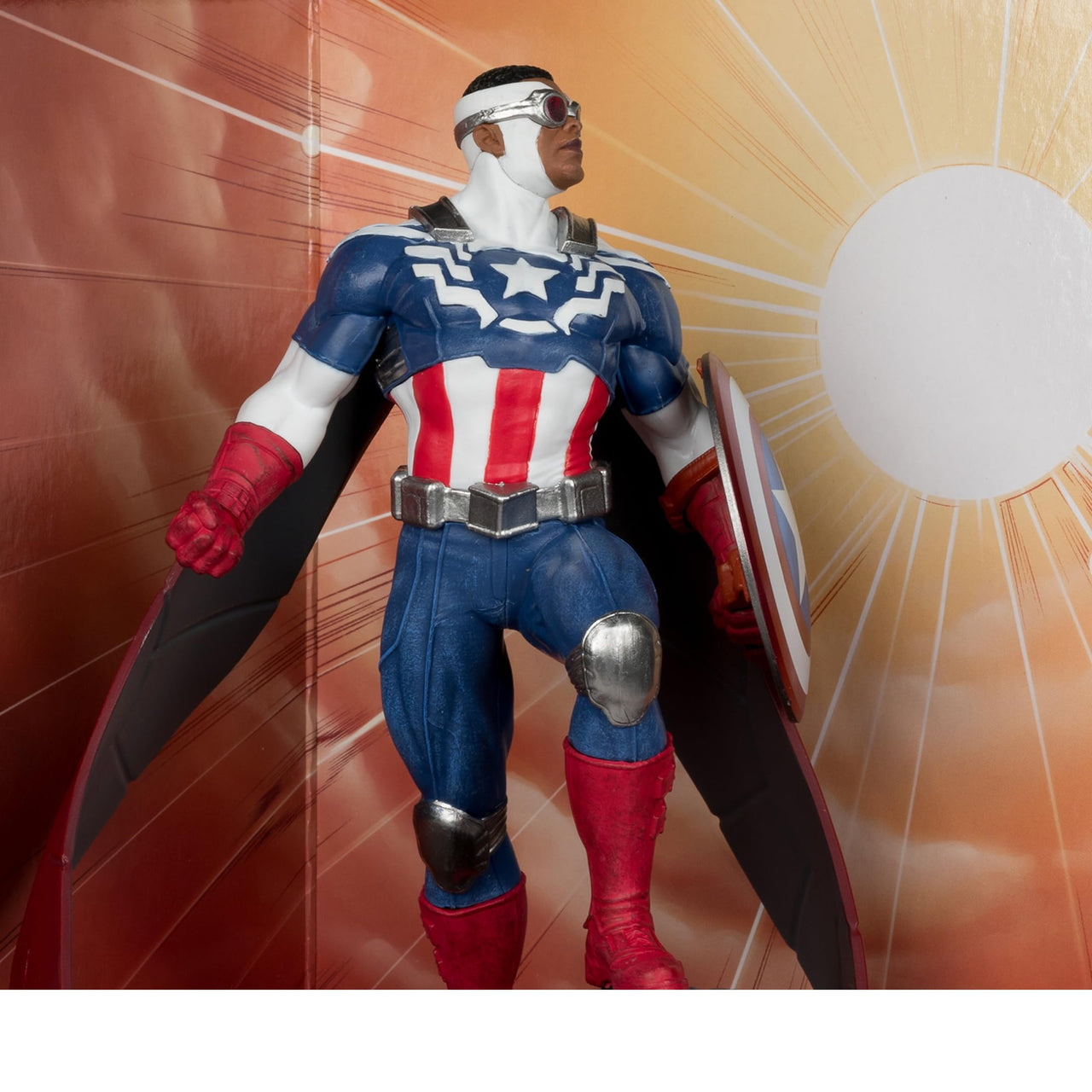McFarlane Toys - Marvel Captain America 1:10th Scale Collectible with Scene (All-New Captain America #1)