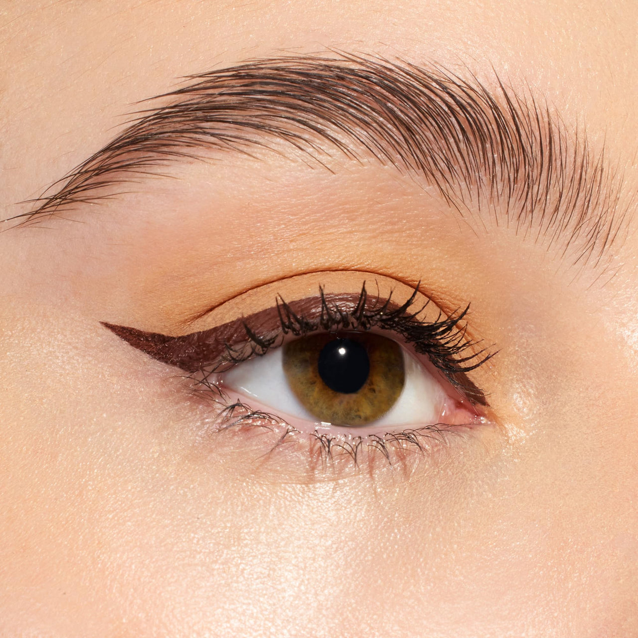 essence | Lash Princess Liner Brown | Smudge Proof, Matte Eyeliner with Ultra-Fine Brush Tip | Vegan & Cruelty Free