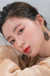 Thumbnail for [rom&nd] Glasting Water Gloss 2 colors | Syrupy Glossy Finish| Long-lasting| moisturizing| Highlighting| Natural Gloss for Daily Use|K-beauty | 4.5g/0.16oz No. 01 SANHO CRUSH