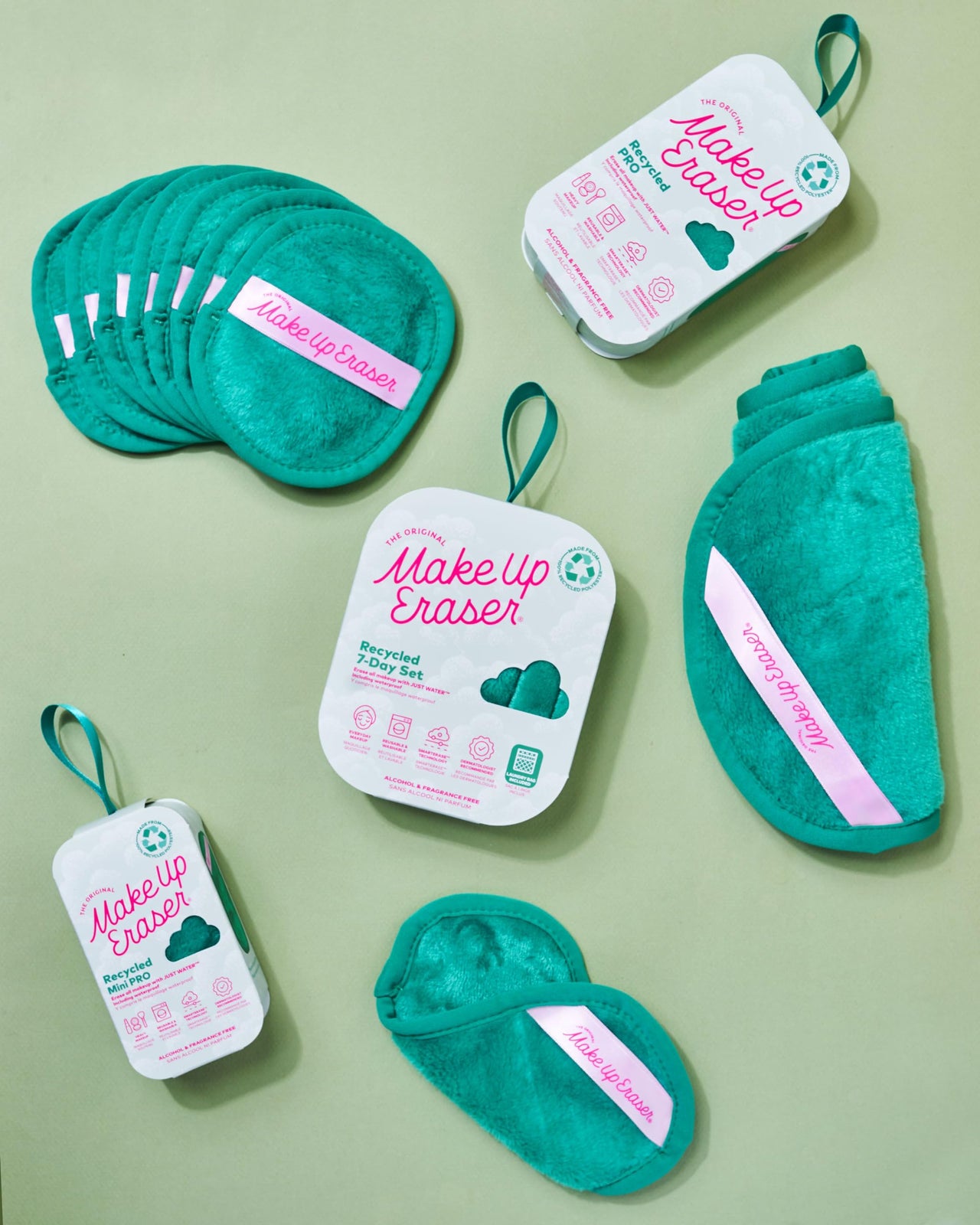 The Original MakeUp Eraser PRO, Effortlessly Remove All Makeup Using Only Water, Including Waterproof Mascara, Eyeliner, Foundation, Lipstick, Sunscreen, and More! Green, 1ct.
