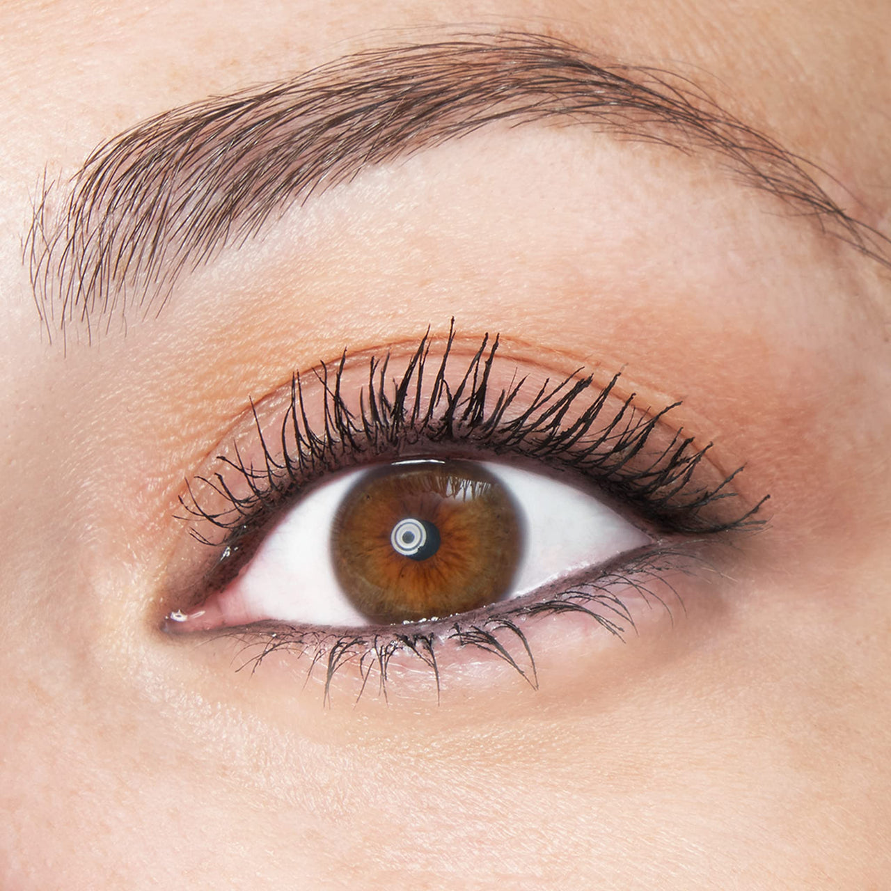 LAURA GELLER At Long Lash Mascara for Volume and Length
