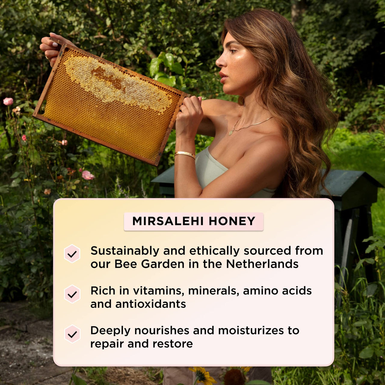 Gisou Honey Infused Hair Mask to Hydrate and Repair for Softer, Stronger, More Manageable Hair (7.8 Fl. Oz)